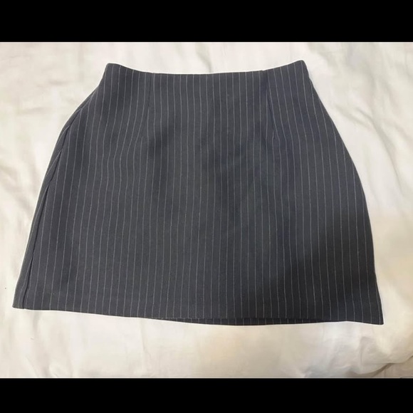 ABERCROMBIE SKORT - Picture 6 of 6